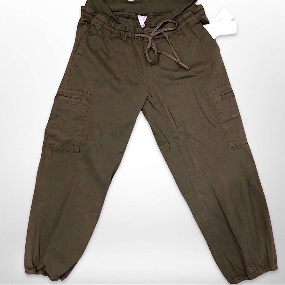 Planet Motherhood Maternity Capris NWT